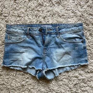 Jean Short - light wash